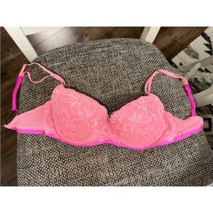 Victorias Secret PINK Push Up Bra 34C Coral Color Lace Pattern